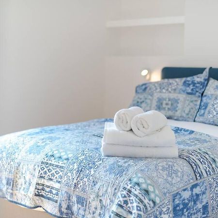 Stunning Two Bed Apartment Rh8 لندن المظهر الخارجي الصورة